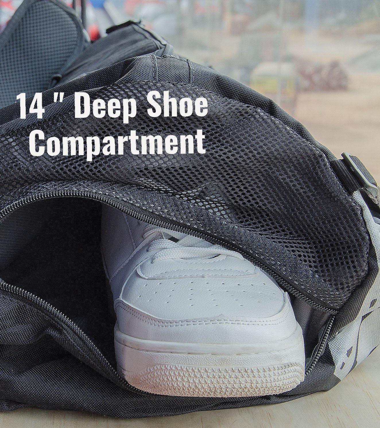 Armour Gym and Travel Bag with carabiner - Image 18