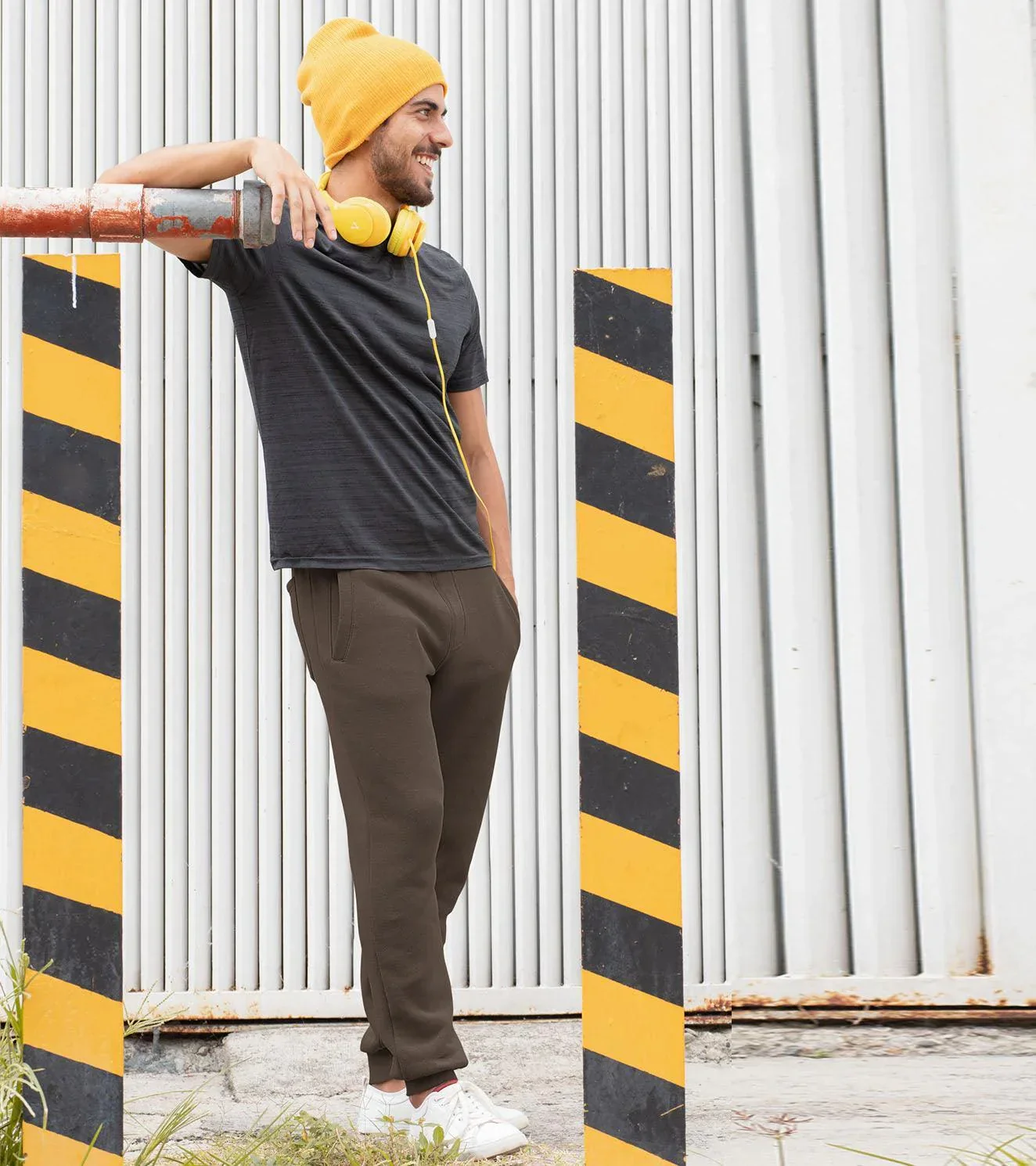 Men's Track pants - Image 6