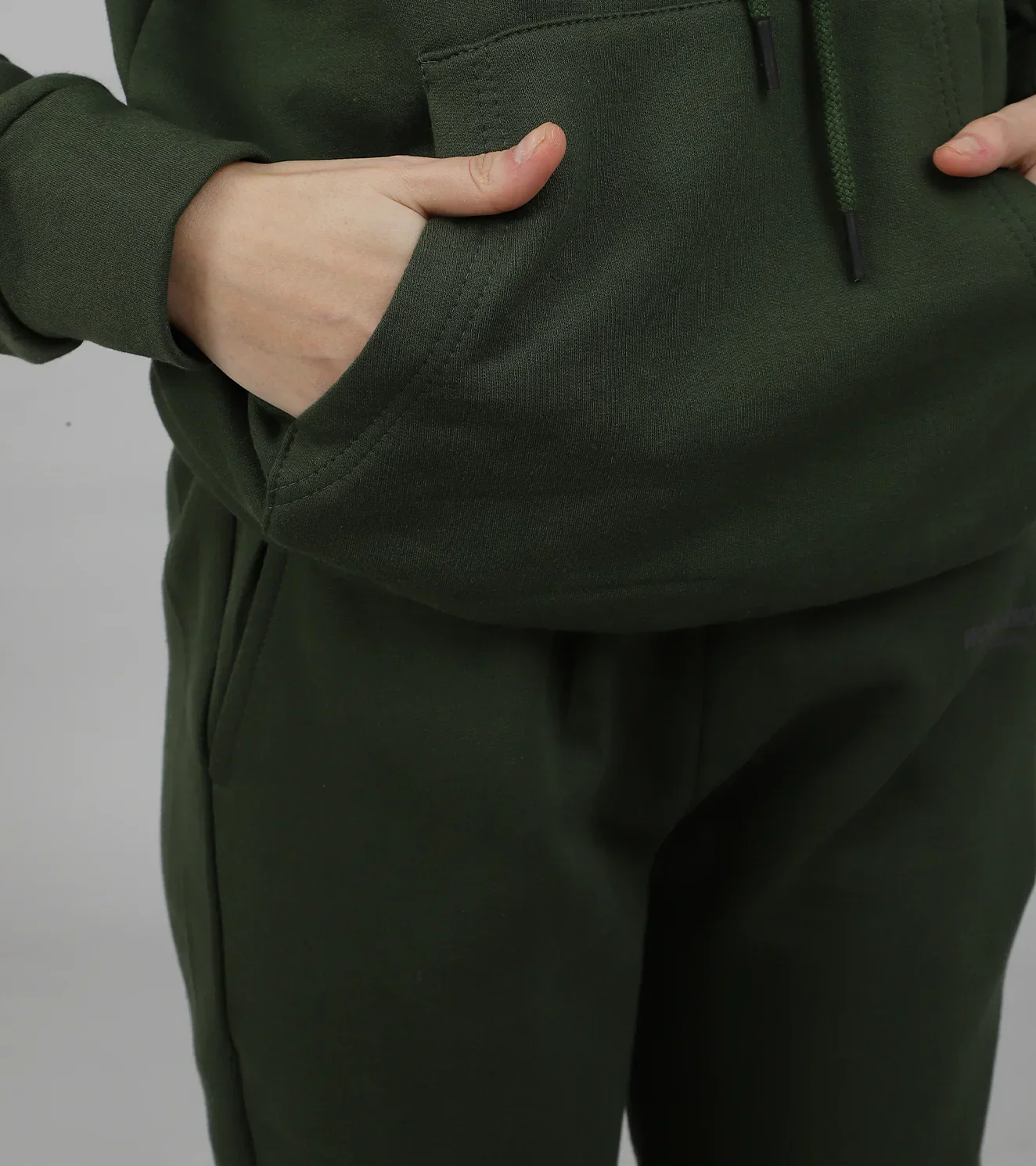 Women's Evergreen Fleece Co-ord Set - Image 6