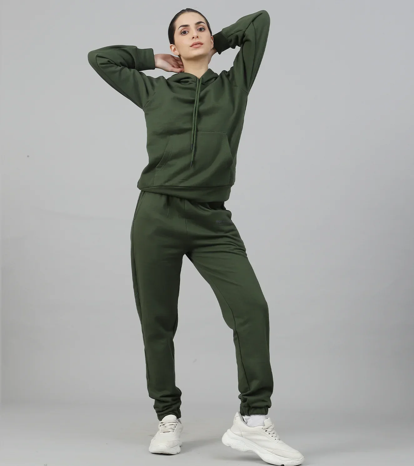 Women's Evergreen Fleece Co-ord Set - Image 9