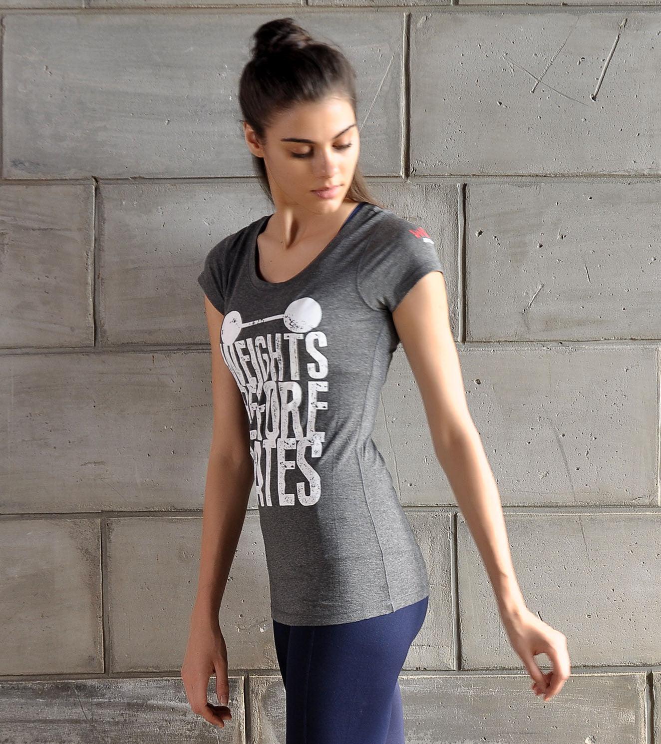 Women's "Weights before Dates" Graphic T-shirt - Image 8